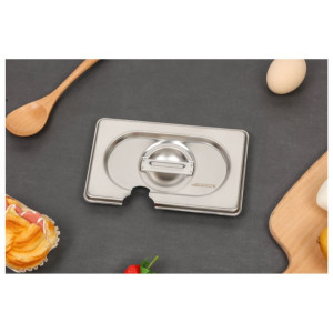 Tapa GN 1/9 Dynasteel de acero inoxidable para recipientes gastronorm.