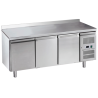 Mesa Refrigerada 3 Puertas GN1/1 - Profundidad 700 con Backsplash - Dynasteel