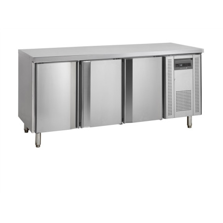 Mesa Refrigerada en Acero Inoxidable - 3 Puertas - GN 1/1 TEFCOLD: Rendimiento y conservación óptima de los ingredientes