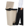 Contenedor con Pedal Beige 87L Rubbermaid Step-On: Durabilidad y Higiene