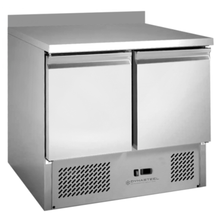 Mesa Refrigerada Positiva GN 1/1 con Respaldo y 2 Puertas Dynasteel: Almacenamiento y Durabilidad.