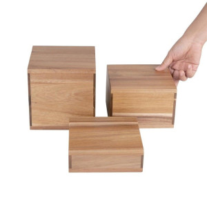 Acacia risers 50/100/150mm - Set of 3 Olympia - Acacia wood & Presentation height