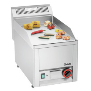 Plancha GPL 320E-G Bartscher: Smooth chrome plate and 3000W power