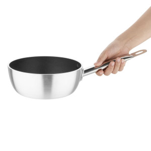 Induction Conical Non-Stick Frying Pan Ø 200 mm - Vogue - Fourniresto