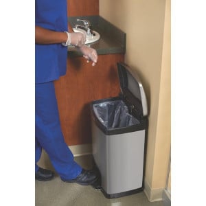 Cubo de basura con pedal frontal de acero inoxidable Slim Jim - 50L - Rubbermaid