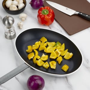 Non-stick Oval Frying Pan - Ø 360 mm - Vogue