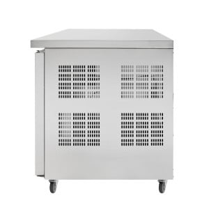 Mesa Refrigerada 3 Puertas GN1/1 - Profundidad 700 - Dynasteel