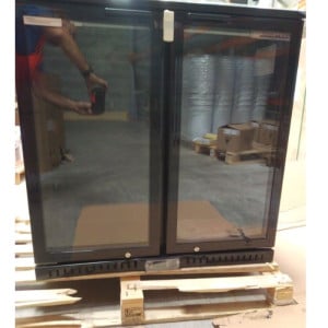 Bar Trasero Refrigerado - 2 Puertas de Vidrio Batientes - 209 L - Dynasteel