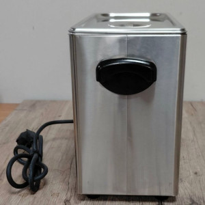 Dynasteel Egg Cooker - 8 eggs: professional cooking