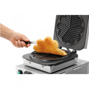 Professional Waffle Maker - 5 Heart-Shaped Waffles - Bartscher