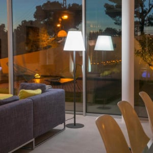 Lámpara de pie con cable para exterior - Standy 150 cm - Lumisky