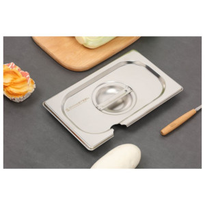 Tapa GN 1/4 Dynasteel de acero inoxidable para recipiente Gastronorm.