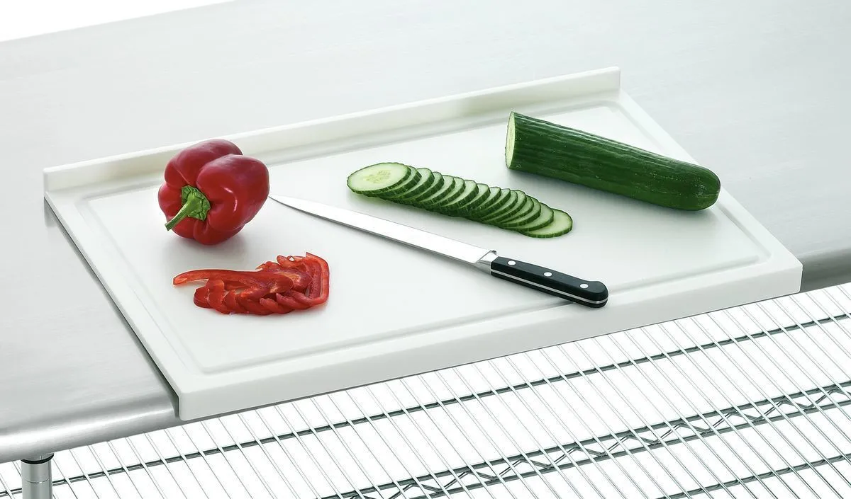 Tabla de cortar de PE con borde especial - 580 x 375 mm - Espesor 10 mm
